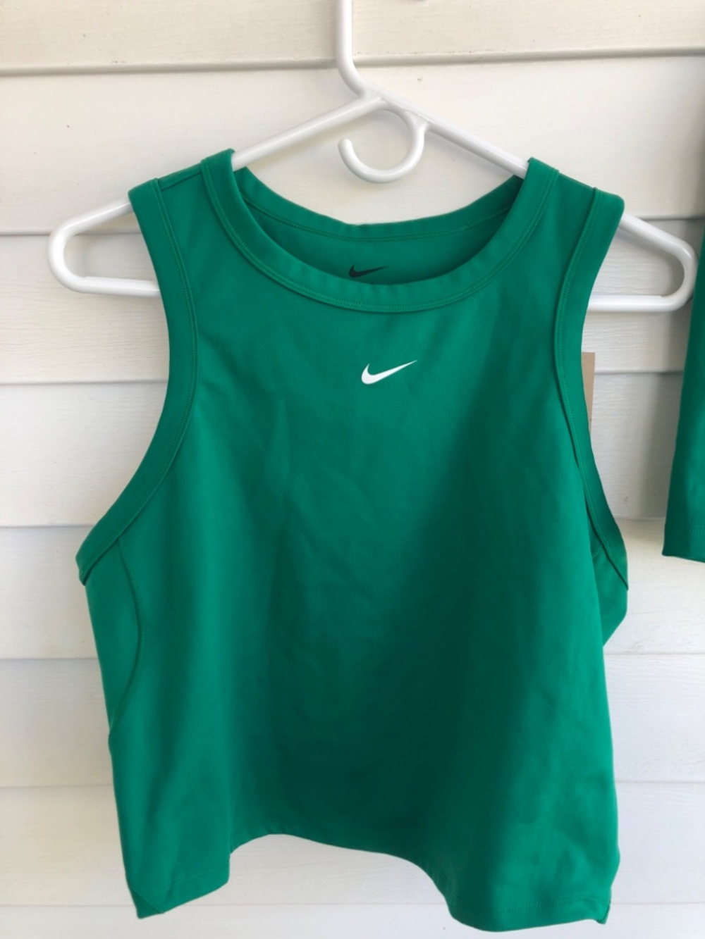 New Women Green Nike Top Trainer Size 2X